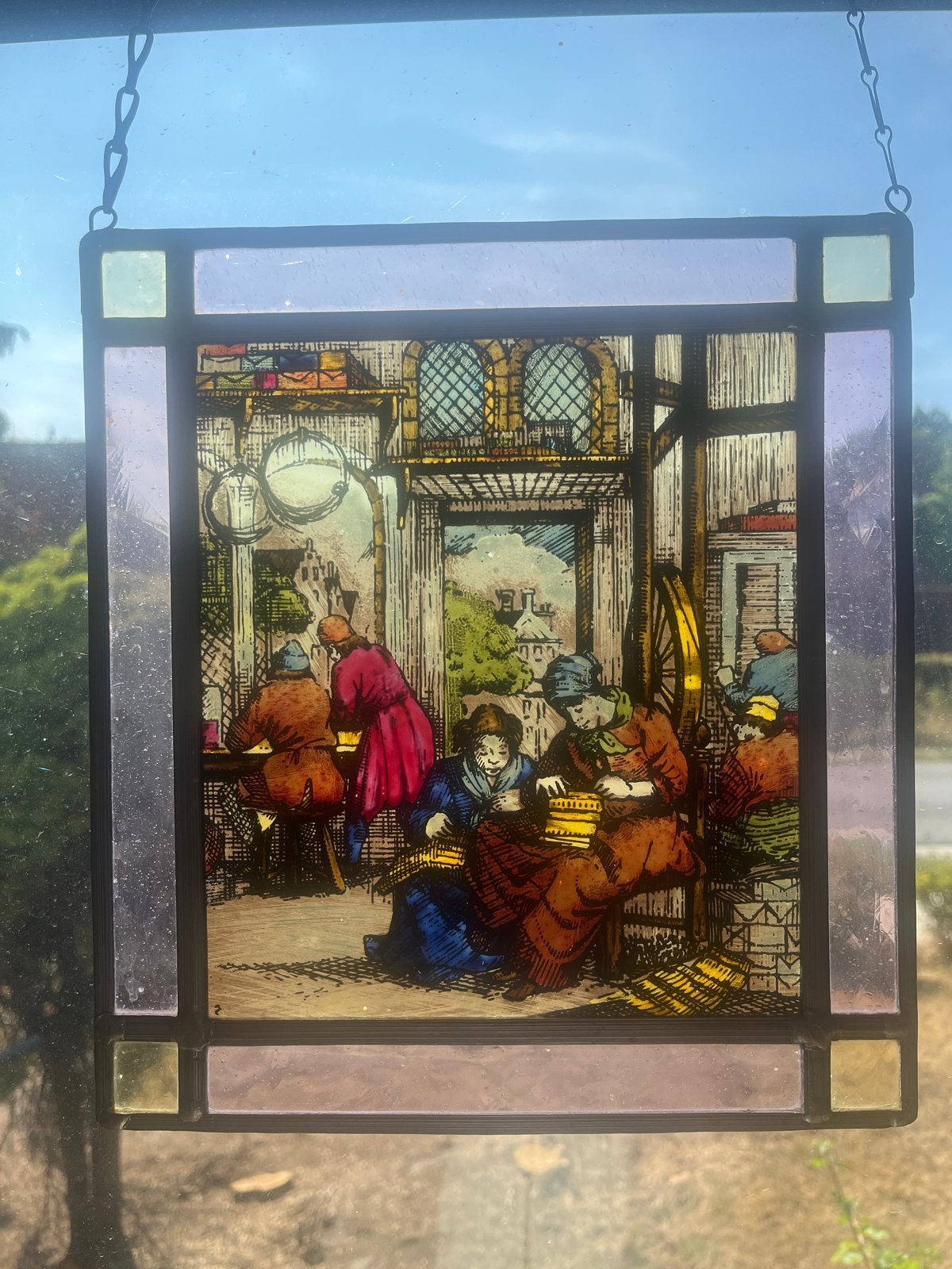 Glas-in-lood raamhanger met ambachtelijke scène, Antiek en Kunst, Ophalen of Verzenden