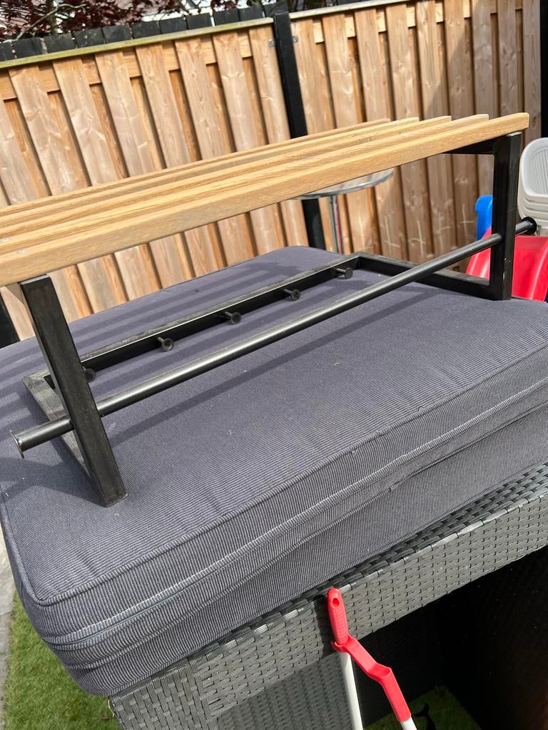 Kapstok met houten latten en zwart metalen frame, Huis en Inrichting, Woonaccessoires | Kapstokken, Gebruikt, Minder dan 100 cm