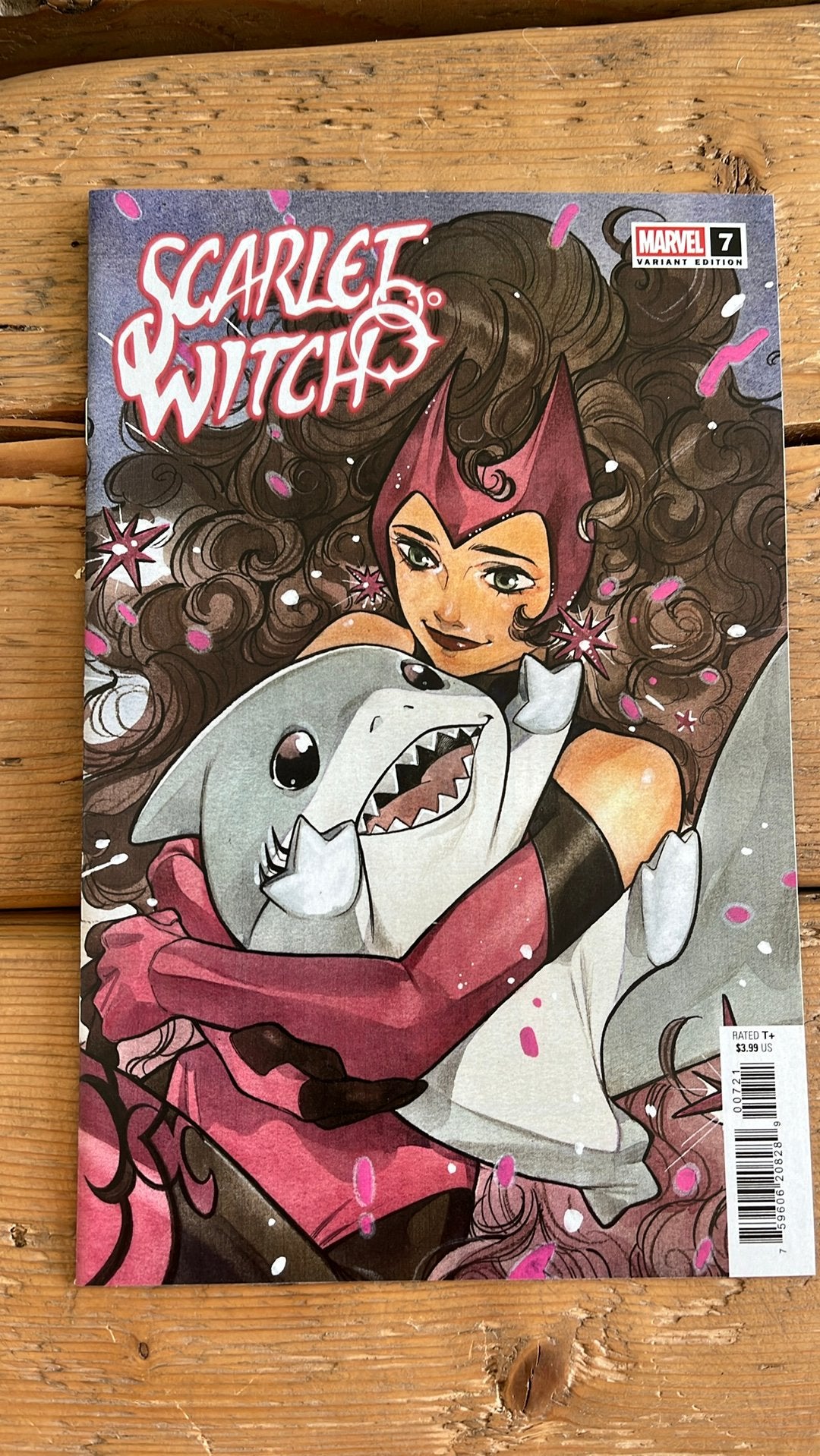 Scarlet Witch #7 Jeff the land shark Marvel  Peach Momoko, Boeken, Eén comic, Ophalen of Verzenden, Zo goed als nieuw, Amerika