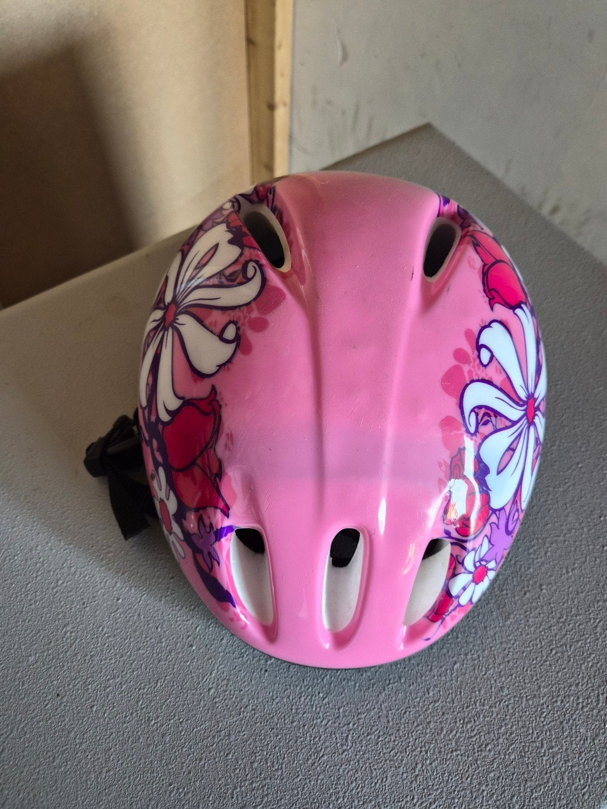 Roze kinderfietshelm met bloemenprint, maat 50-54 cm, Gebruikt, Meisje, JOHNTOY, Overige maten