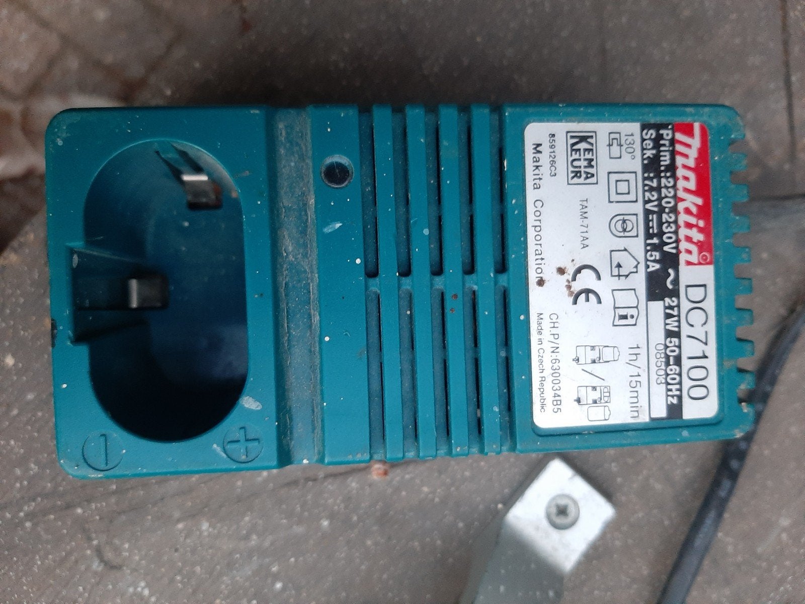Oplader Makita, Ophalen of Verzenden, Gebruikt, Boormachine