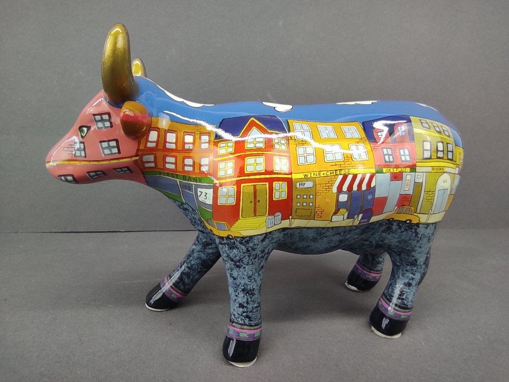 CowParade “A Moo York Neighborhood” MEDIUM, Antiek en Kunst, Kunst | Designobjecten, Meerkleurig, Ophalen of Verzenden, Steen/keramiek