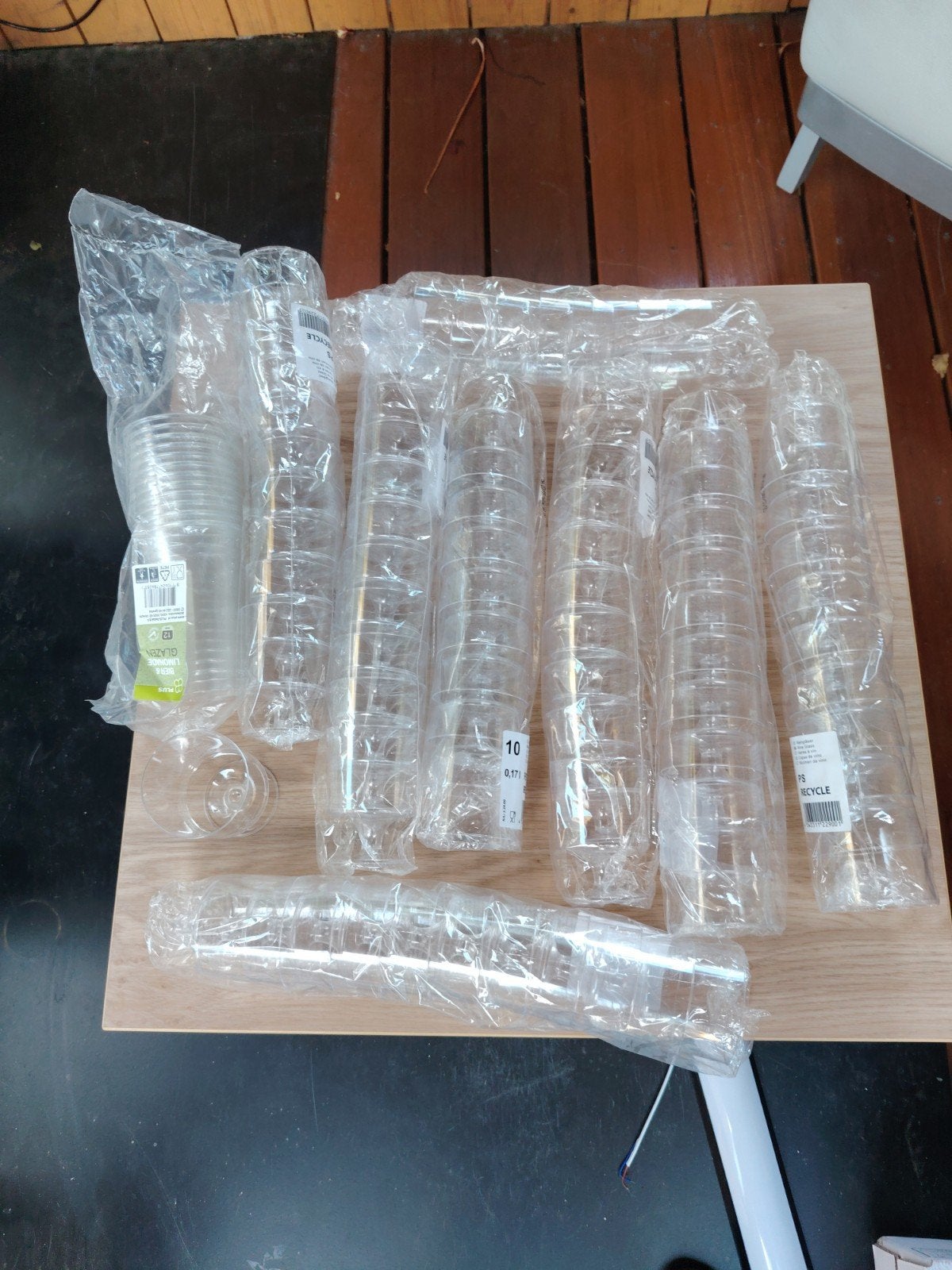 stuk of 75 plastic wijnglazen 13 plastic bier glazen, Ophalen of Verzenden, Nieuw, Overige typen, Overige