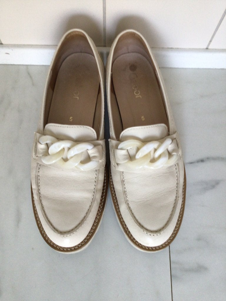 Gabor Schoenen loafers instappers beige 38, Beige, Ophalen of Verzenden, Sneakers of Gympen, Zo goed als nieuw