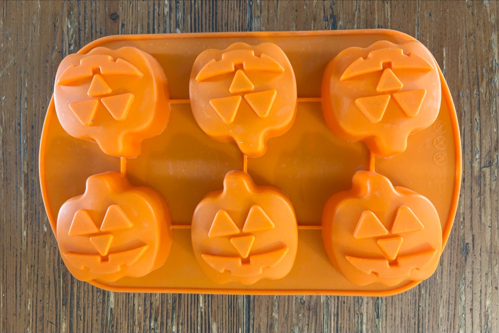 Siliconen pompoen bakvorm - Halloween, Overige typen, Kunststof, Ophalen of Verzenden, Zo goed als nieuw