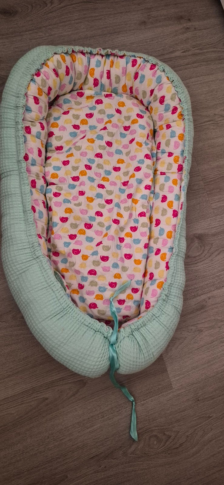 Babynestje met olifantjesprint, Ophalen of Verzenden, Zo goed als nieuw, Overige typen