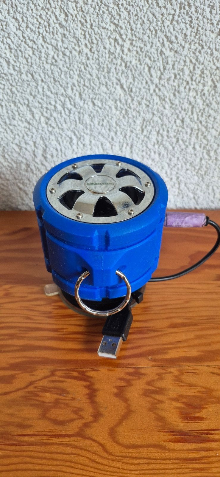 BT Wireless/Usb LED Speaker - Water Splash Proof, Gebruikt, Waterdicht, Draagbare speaker, Minder dan 60 watt