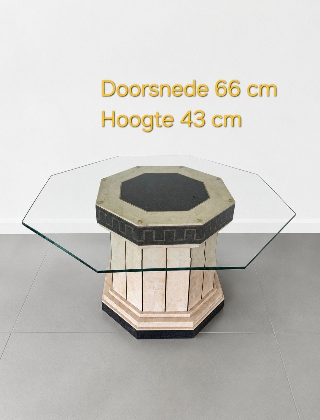 Salontafel/bijzettafel Maitland Smith met stenen zware voet, Ophalen, 50 tot 100 cm, 50 tot 100 cm, Overige vormen