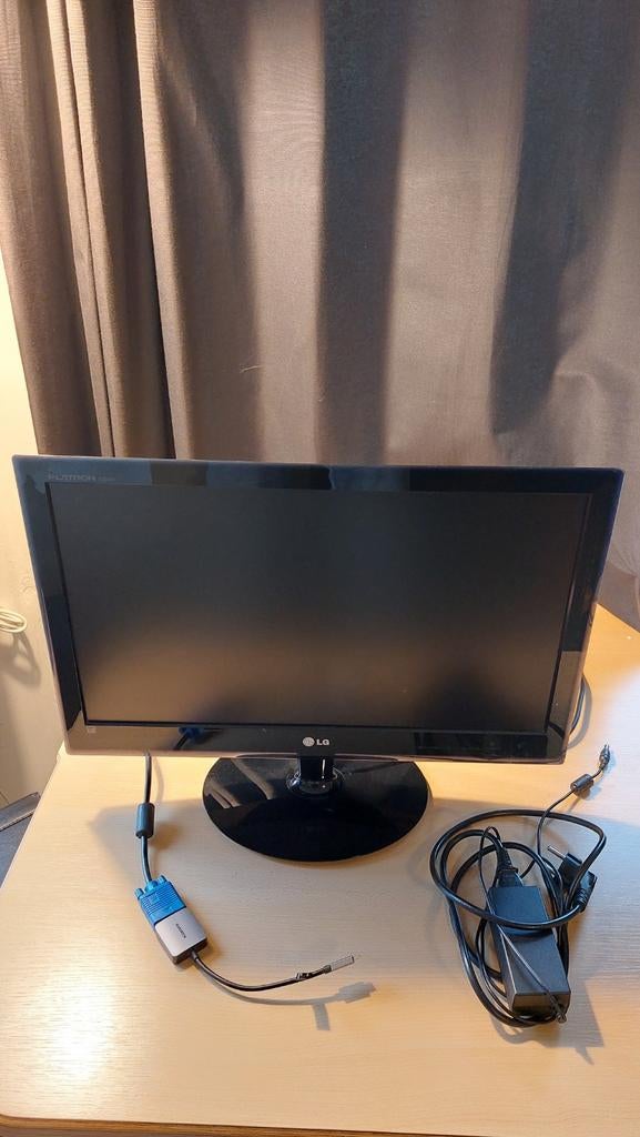 LG Flatron E2240T -PN monitor (gebruikt), Gebruikt, Full HD, Ophalen of Verzenden, LG