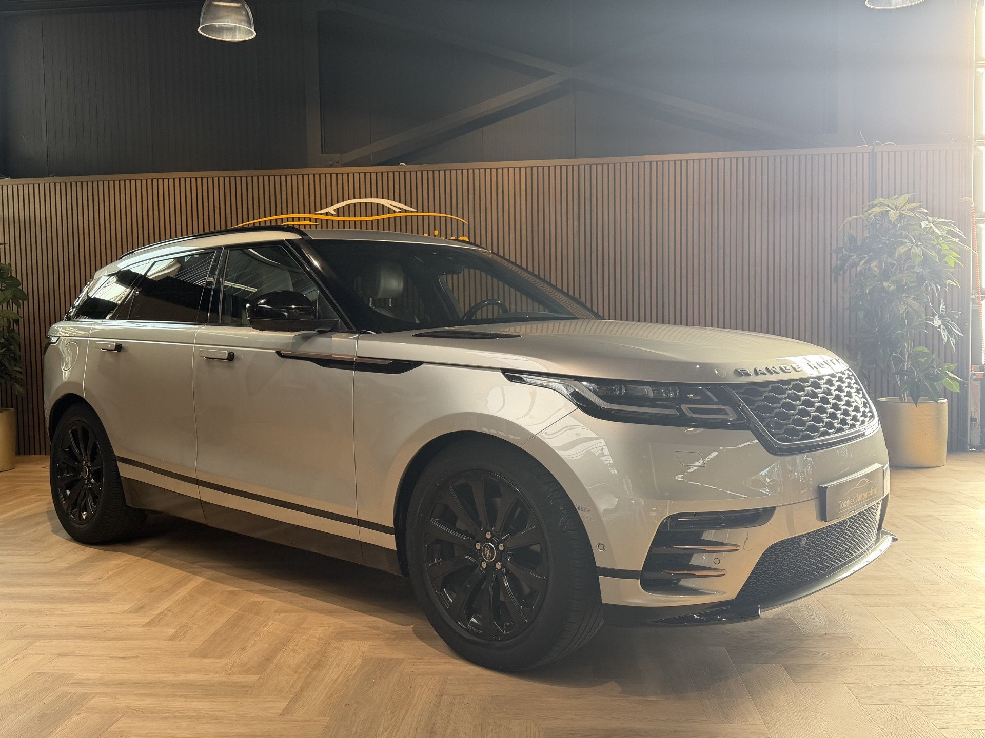 Land Rover Range Rover Velar 3.0 V6 SC AWD HSE (bj 2018), Auto's, Automaat, Dealer onderhouden, Gebruikt, Euro 6