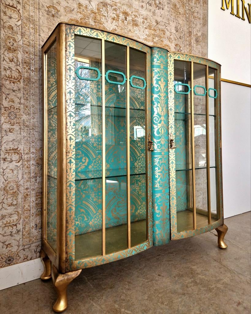 Echt unieke handbeschilderde vitrinekast in turquoise, Ophalen