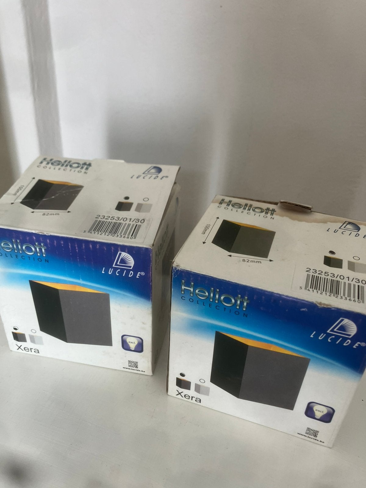 Twee zwarte cubus lampen van merk Helliot, Ophalen of Verzenden, Zo goed als nieuw, Metaal, Modern