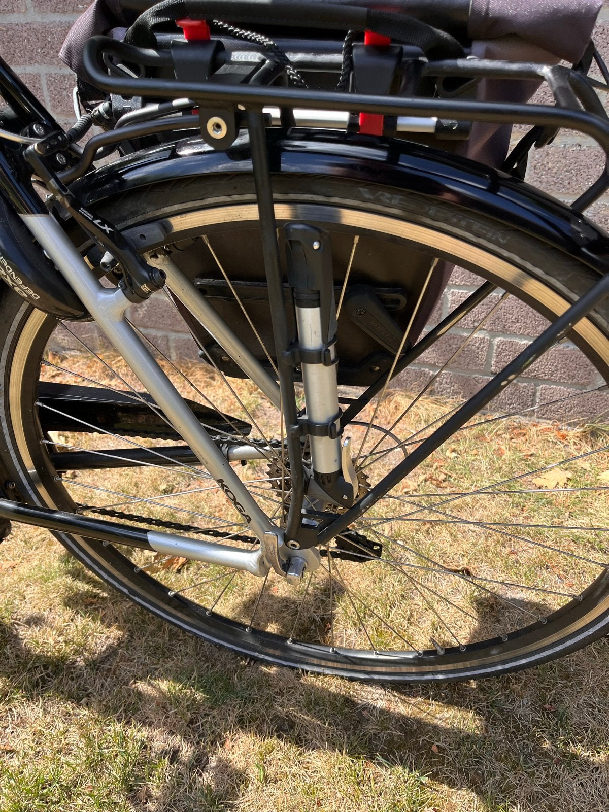 Koga heren roadspeed  met versnellingen en bagagedrager, Fietsen en Brommers, Overige merken, Gebruikt, Velgrem, Versnellingen