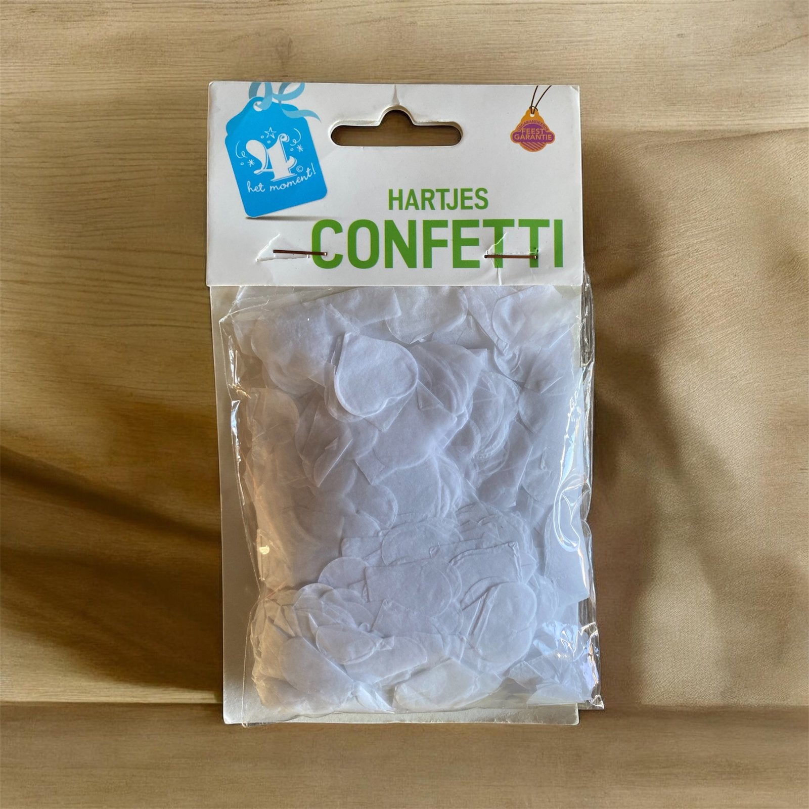 Witte hartjes confetti, romantische tafeldecoratie, Hobby en Vrije tijd, Ophalen of Verzenden, Nieuw, Versiering, Geboorte of Huwelijk