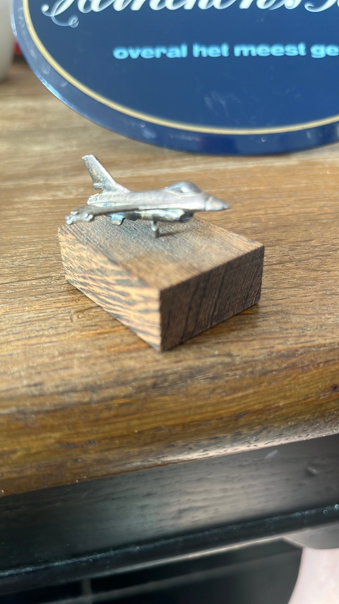 Tinnen minatuur van een Fokker F16 uitgegeven 1982 100jaar, Ophalen of Verzenden, Overige typen