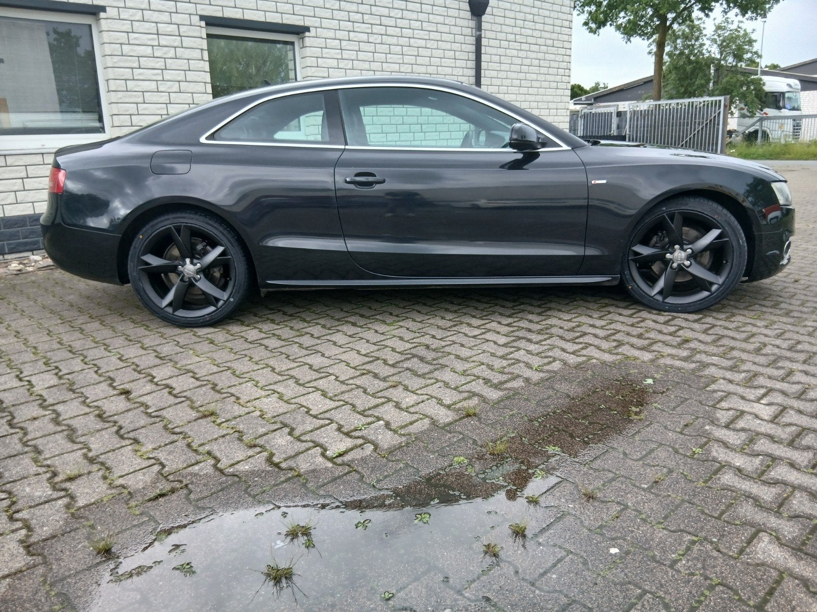 AUDI A5 COUPÉ AUTOMAAT S UITGEVOERD QUATTRO 2011 KL.DEFECT, Automaat, Euro 5, 4 cilinders, Leder en Stof