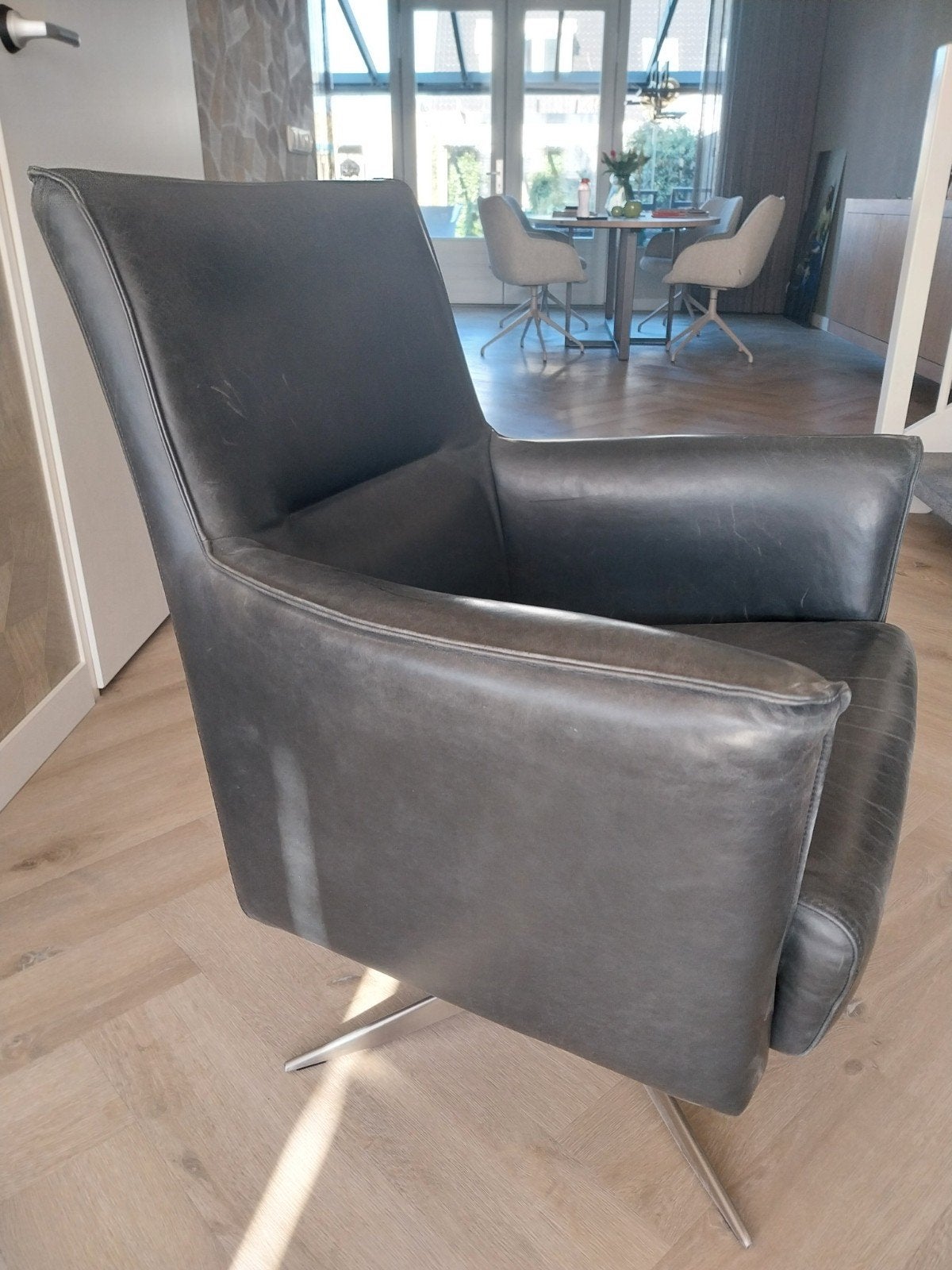 lederen fauteuil, antraciet. Novastyl, Ophalen, Minder dan 75 cm, Zo goed als nieuw, Leer