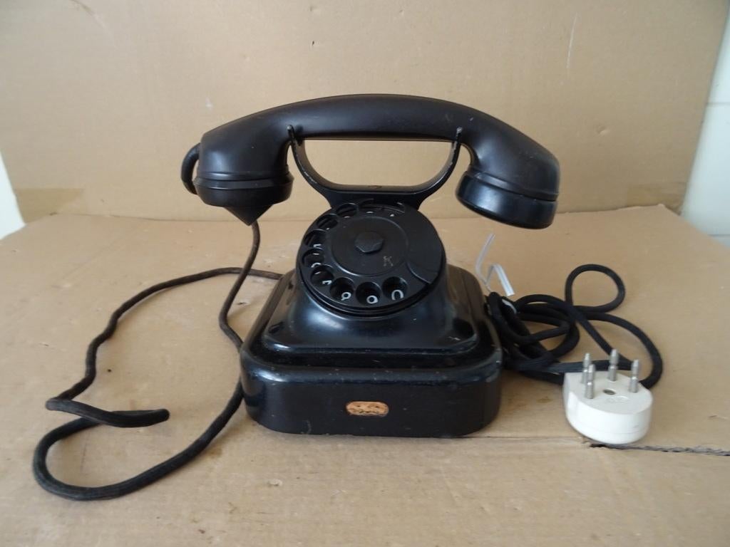Vintage metalen telefoon Heemaf telefoontoestel draaischijf, Ophalen of Verzenden
