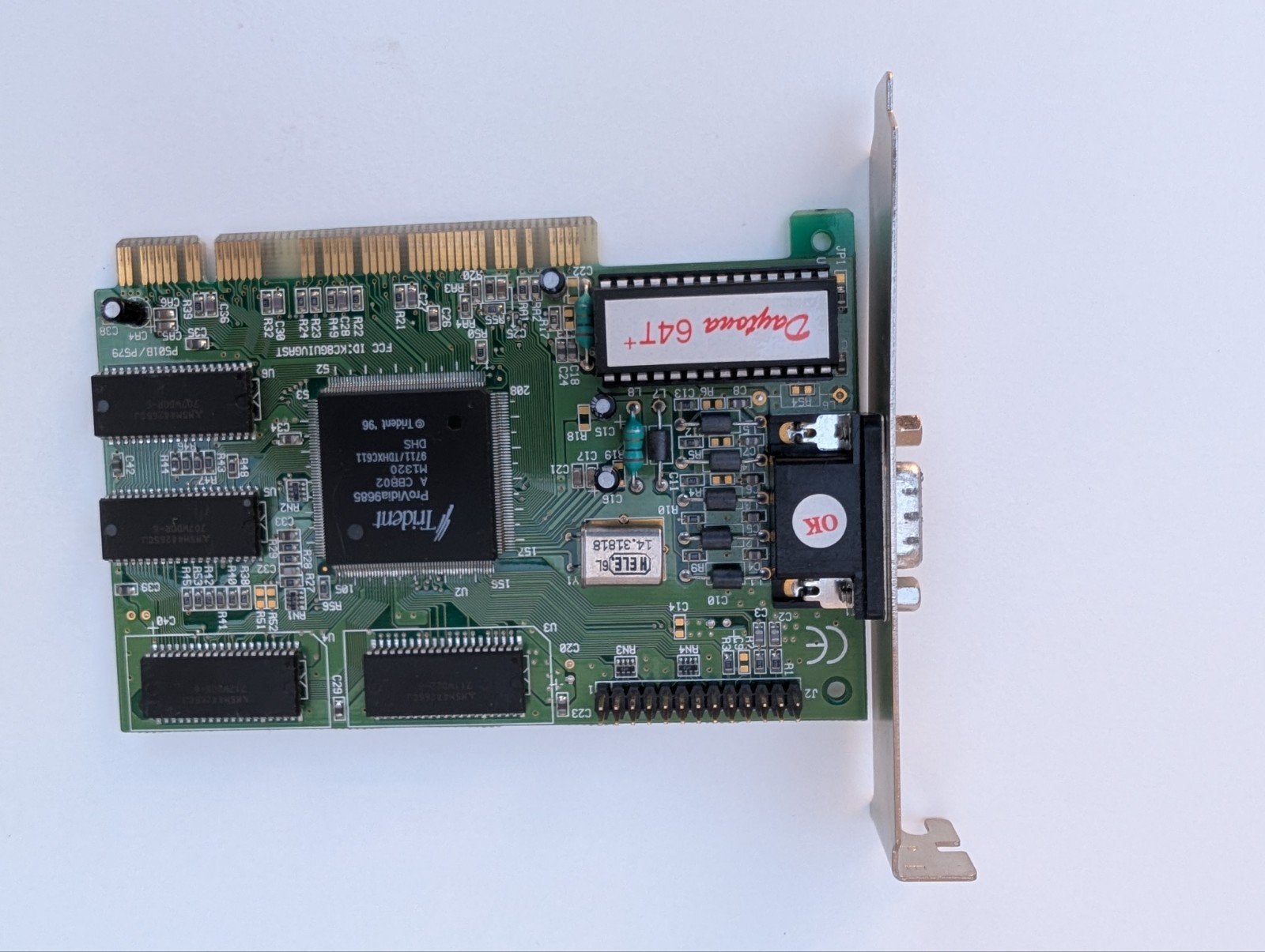 Daytona 64T+ Trident videokaart 4MB (PCI), Computers en Software, Videokaarten, Gebruikt, Overige soorten, VGA, Ophalen of Verzenden