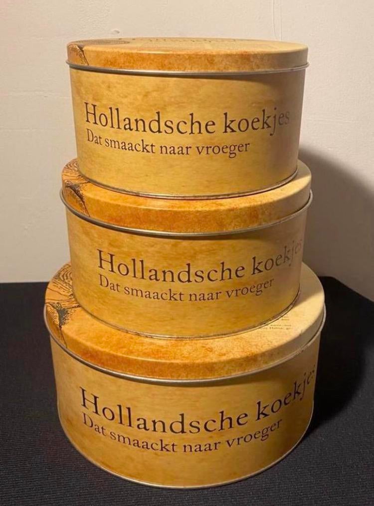 Set van 3 blikken Hollandsche koekjes. Drsn.15/16,5/20 cm., Verzamelen, Blikken, Zo goed als nieuw, Koek(jes), Overige merken