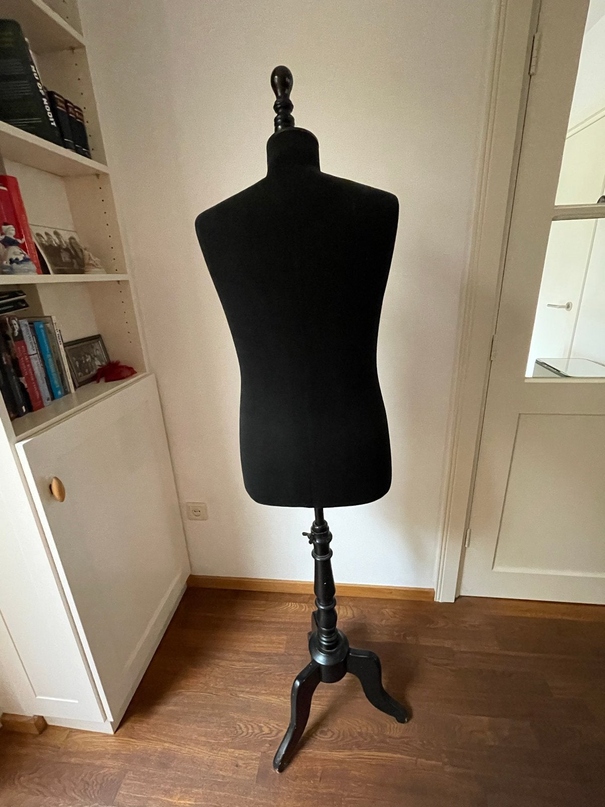 Oude paspop - Decoratief en functioneel, Ophalen