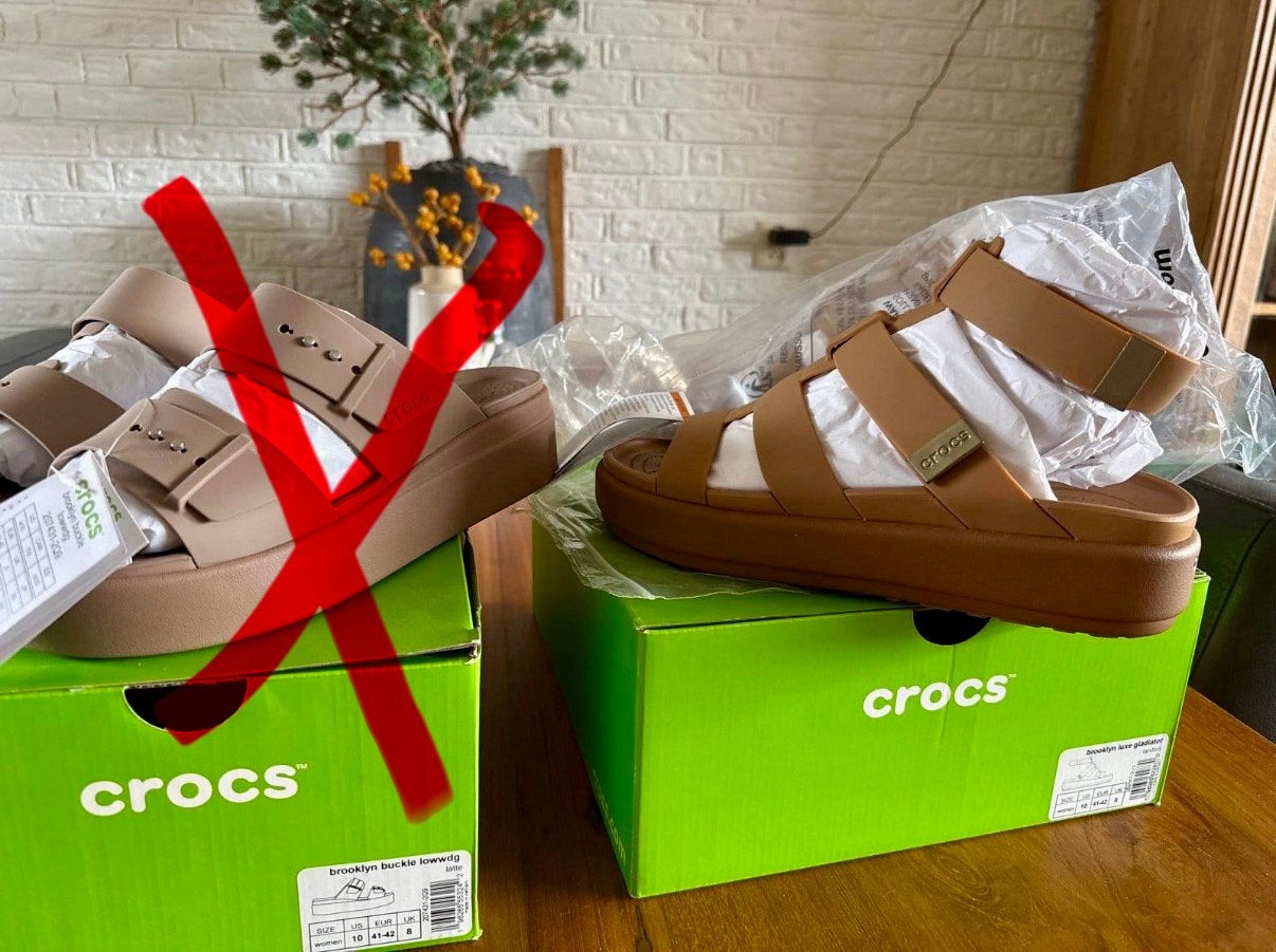 Nieuwe Crocs sandalen maat 41/42, slippers zijn verkocht, Ophalen of Verzenden, Nieuw, Bruin, Sandalen of Muiltjes