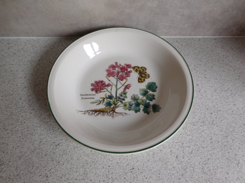 Diep Bord 21,5 cm. Florabunda Wedgwood, Huis en Inrichting, Keuken | Servies, Ophalen of Verzenden, Zo goed als nieuw, Bord(en)