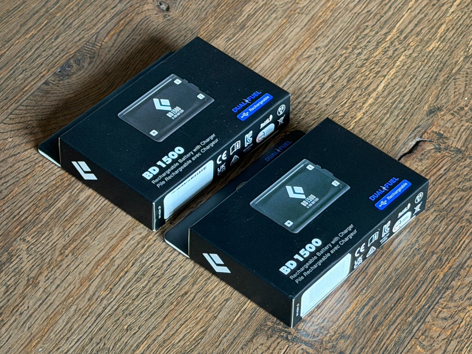 Black Diamond extra oplaadbare battery accu met lader 2x, Caravans en Kamperen, Ophalen of Verzenden, Nieuw, Accu