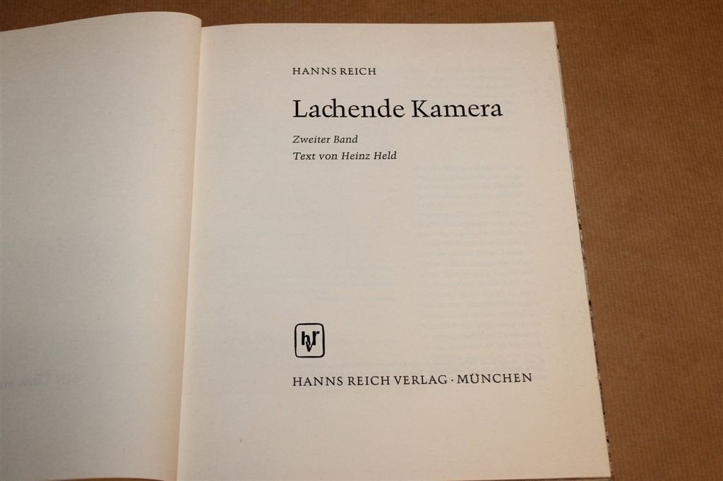 Lachende Kamera 2 — Humoristisch Fotoboek Vintage 1965, Ophalen of Verzenden, Gelezen, Fotografen