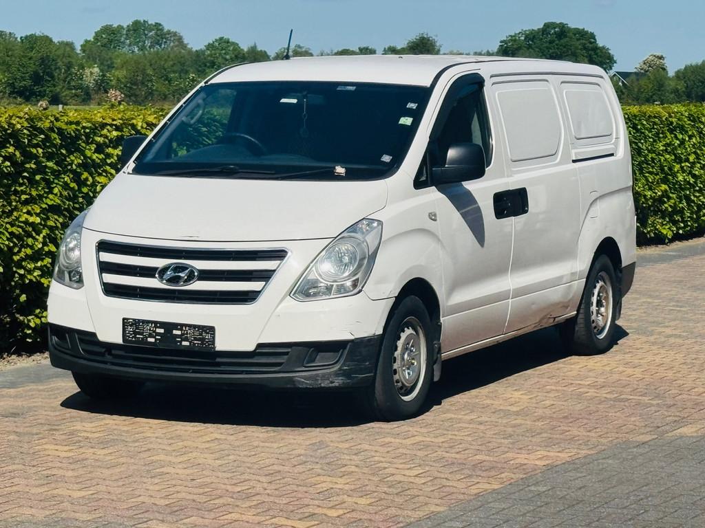 Hyundai H 300 2.5 DC AIRCO EURO 6 RECHTS GESTUURD, Achterwielaandrijving, Gebruikt, Elektrische ramen, Origineel Nederlands