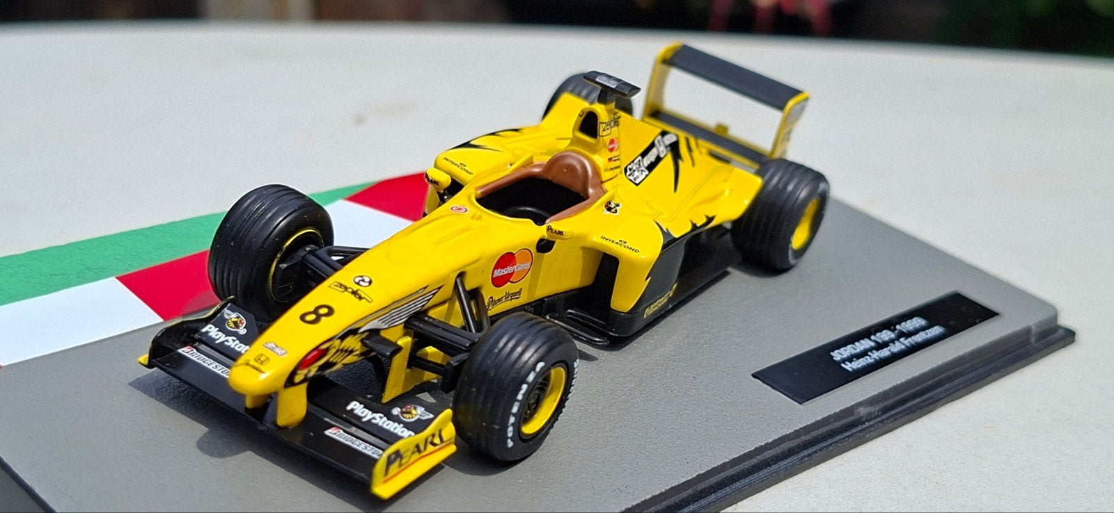 Jordan 199 - 1999 Heinz-Harald Frentzen Formule 1 model, Ophalen of Verzenden, Zo goed als nieuw, Overige typen