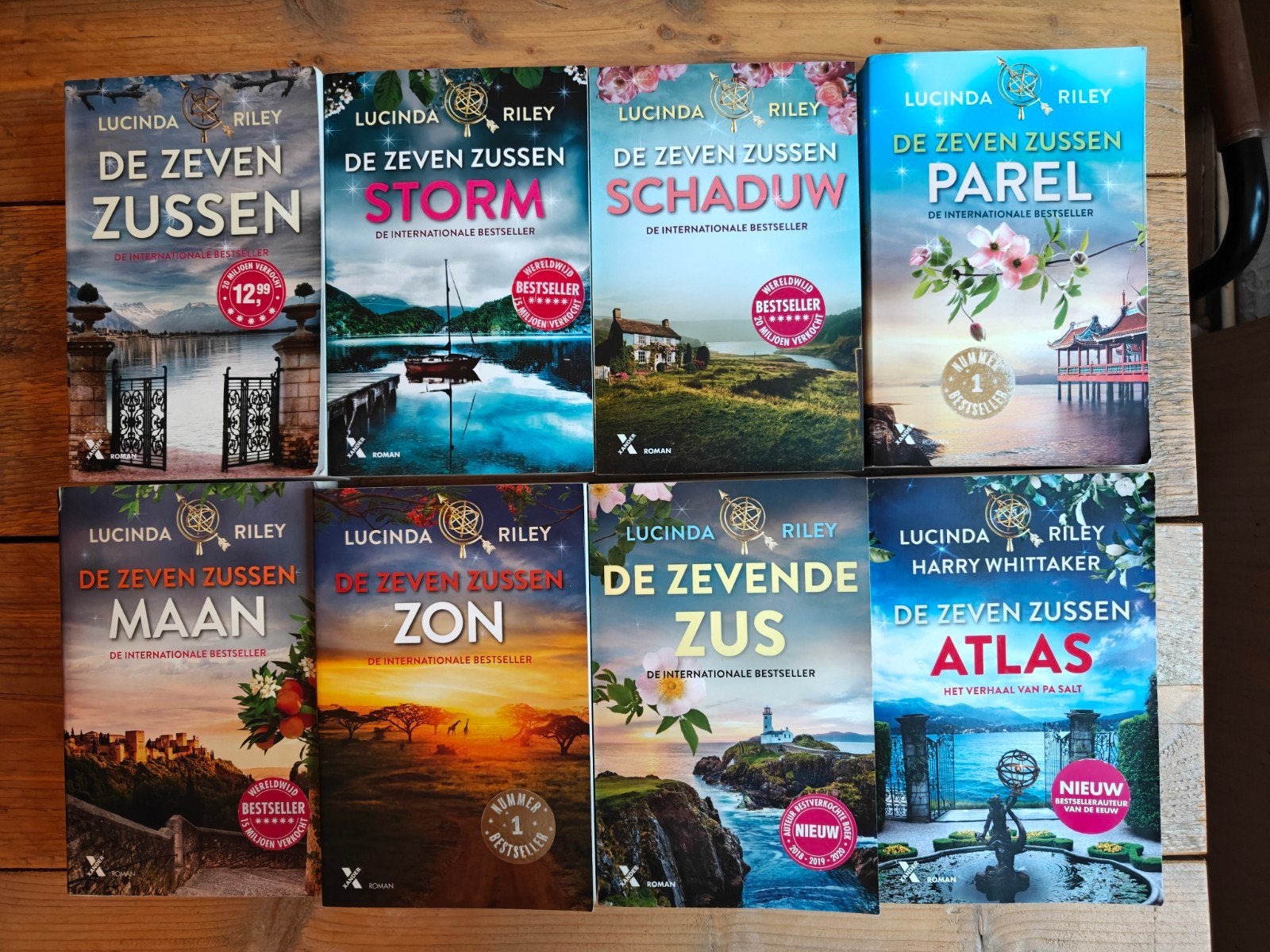 8 Delen van de serie: De zeven zussen., Boeken, Ophalen of Verzenden, Zo goed als nieuw