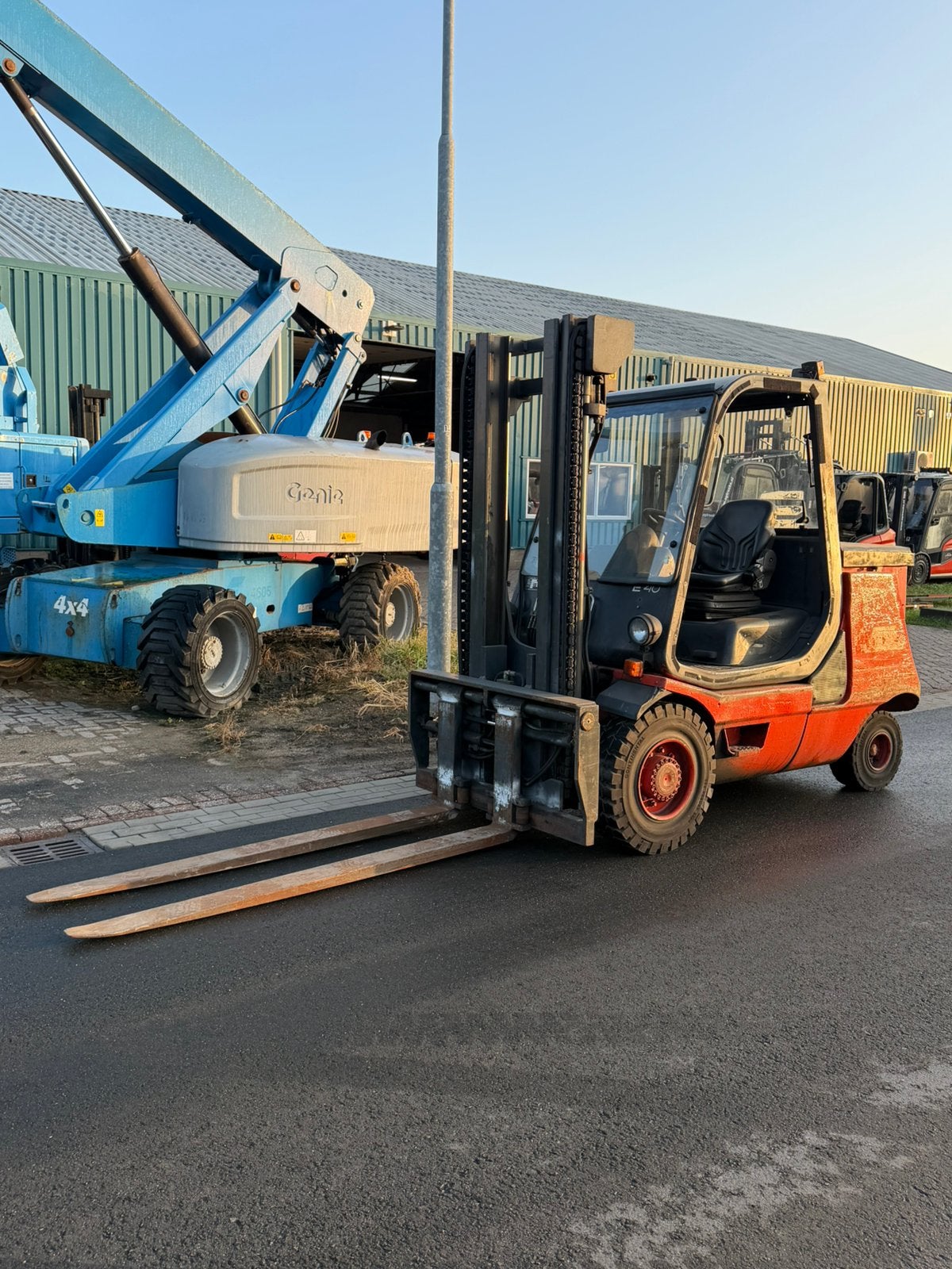 Linde E40P 4000KG 2003, Zakelijke goederen, Machines en Bouw | Heftrucks en Intern transport, 3000 tot 4000 kg, Ophalen, Elektrisch