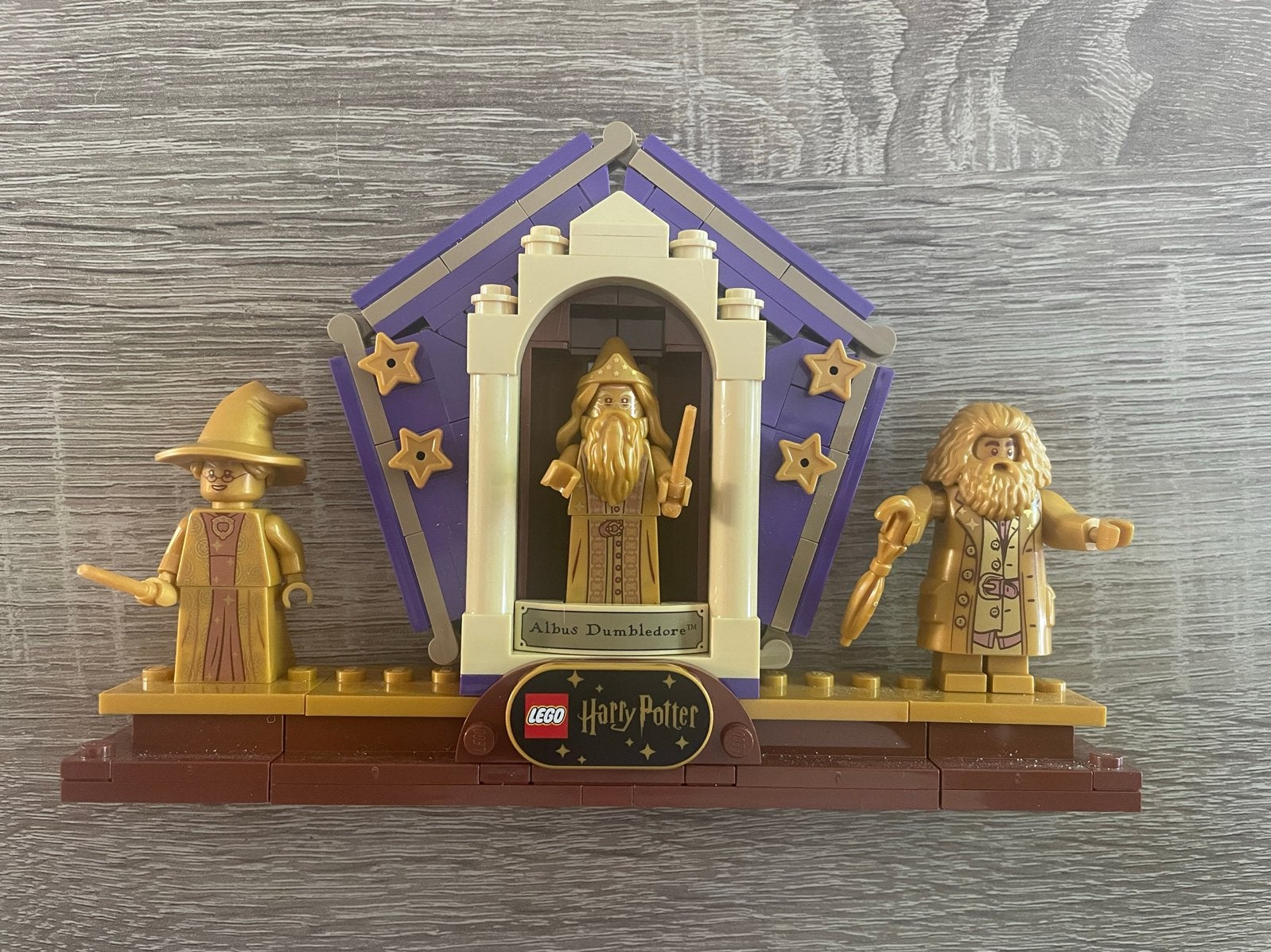 LEGO Harry Potter Gouden Minifiguren Display, Kinderen en Baby's, Speelgoed | Duplo en Lego, Lego, Ophalen of Verzenden, Minifiguur