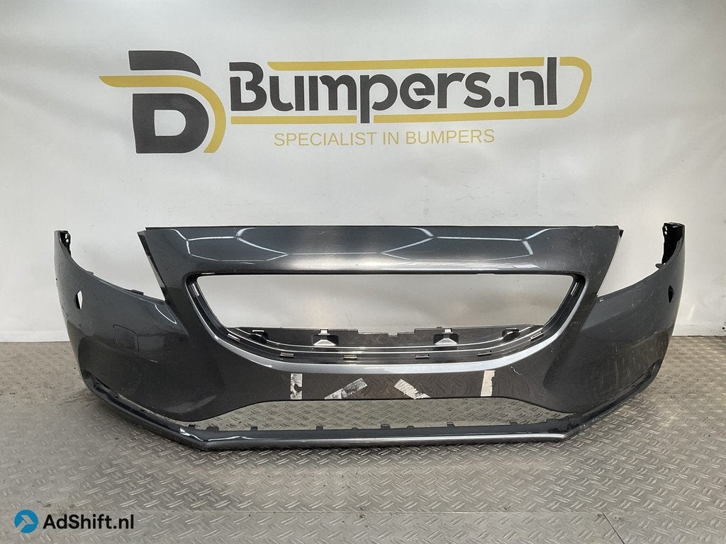 Bumper Volvo V40 Normaal 12- pdc 31283732 Voorbumper E4-1893
