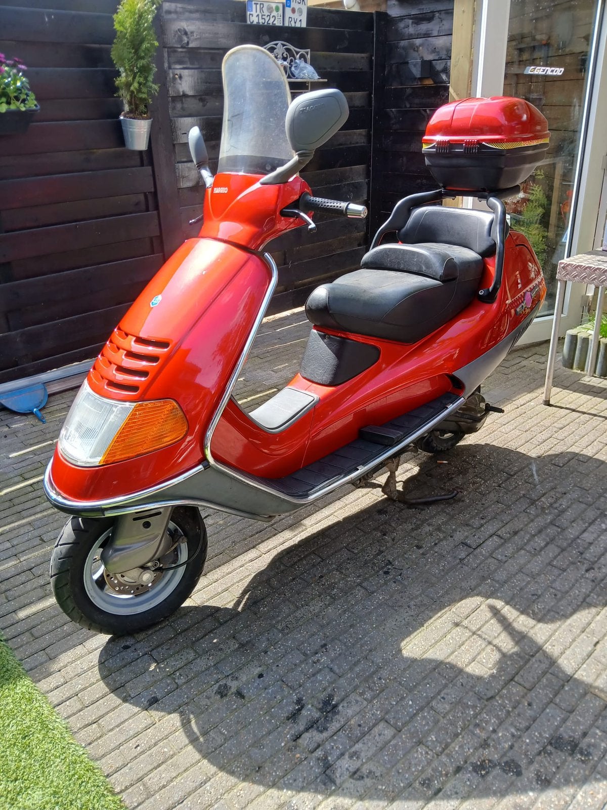 Hexagon 125cc 2t motor scooter duits 125 2 takt lc, Ophalen of Verzenden, Zo goed als nieuw, Tweetakt, Overige modellen