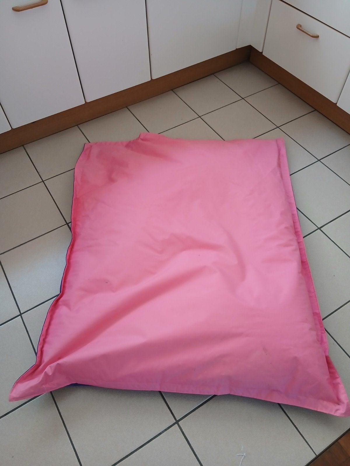 zitzak kleur rose en paars, Ophalen, Zo goed als nieuw, Roze, Zitzak