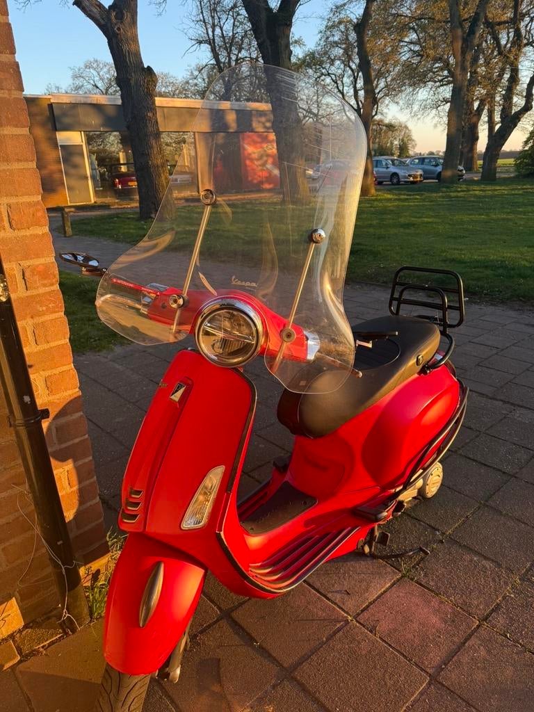 Vespa Primavera (2023), Ophalen, Zo goed als nieuw, Overige modellen