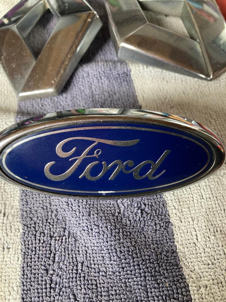 Auto logo’s / embleem / merk-en-of type aanduiding, Auto diversen, Ophalen of Verzenden