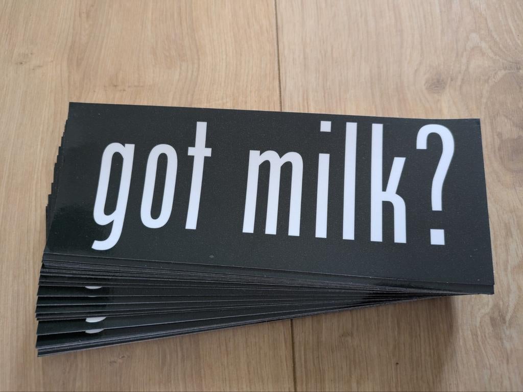 Got Milk? sticker zoals te zien in Twisted Metal, Ophalen of Verzenden