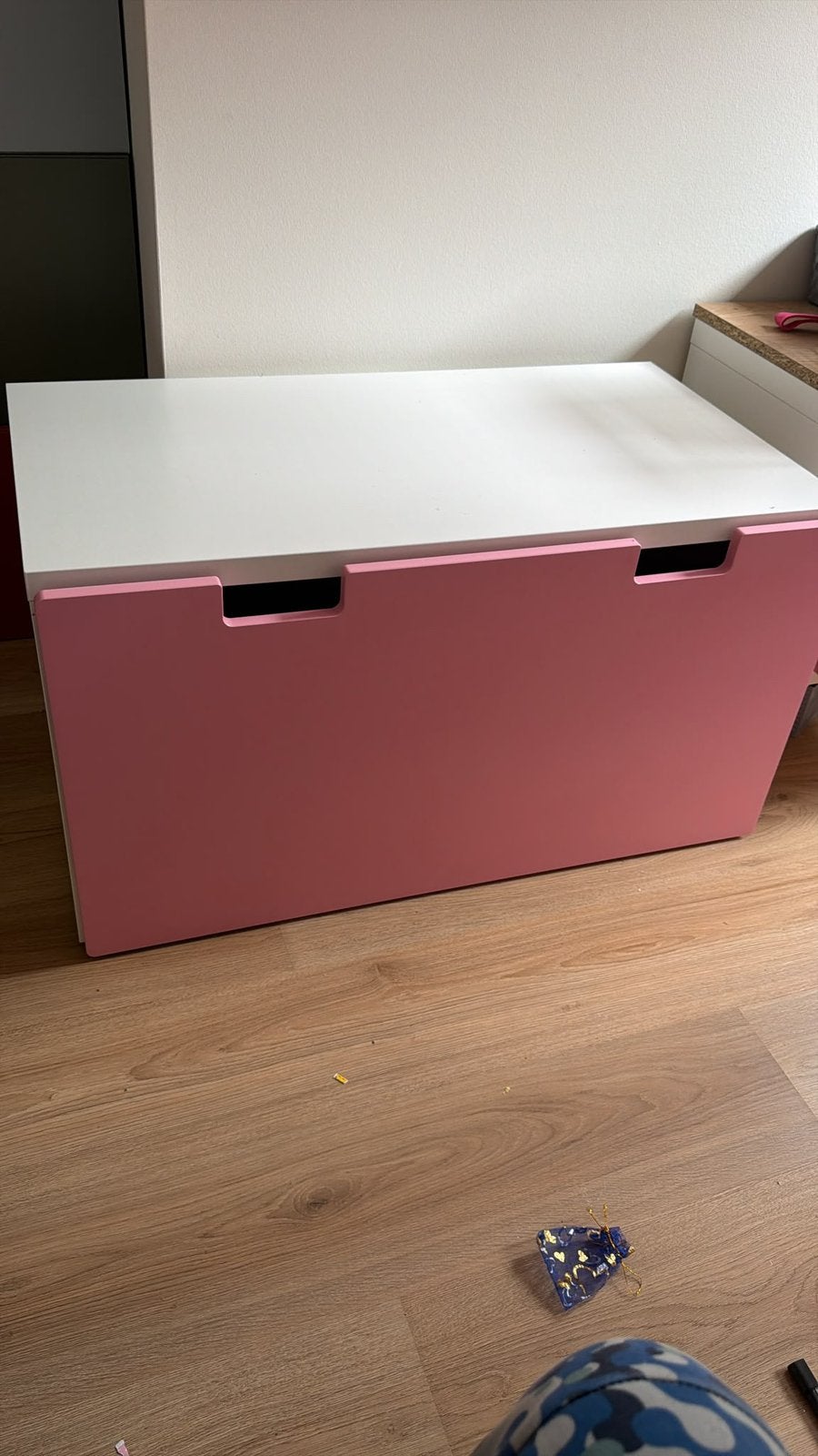 Smastad speelgoed kist (oud model), Ophalen, Gebruikt
