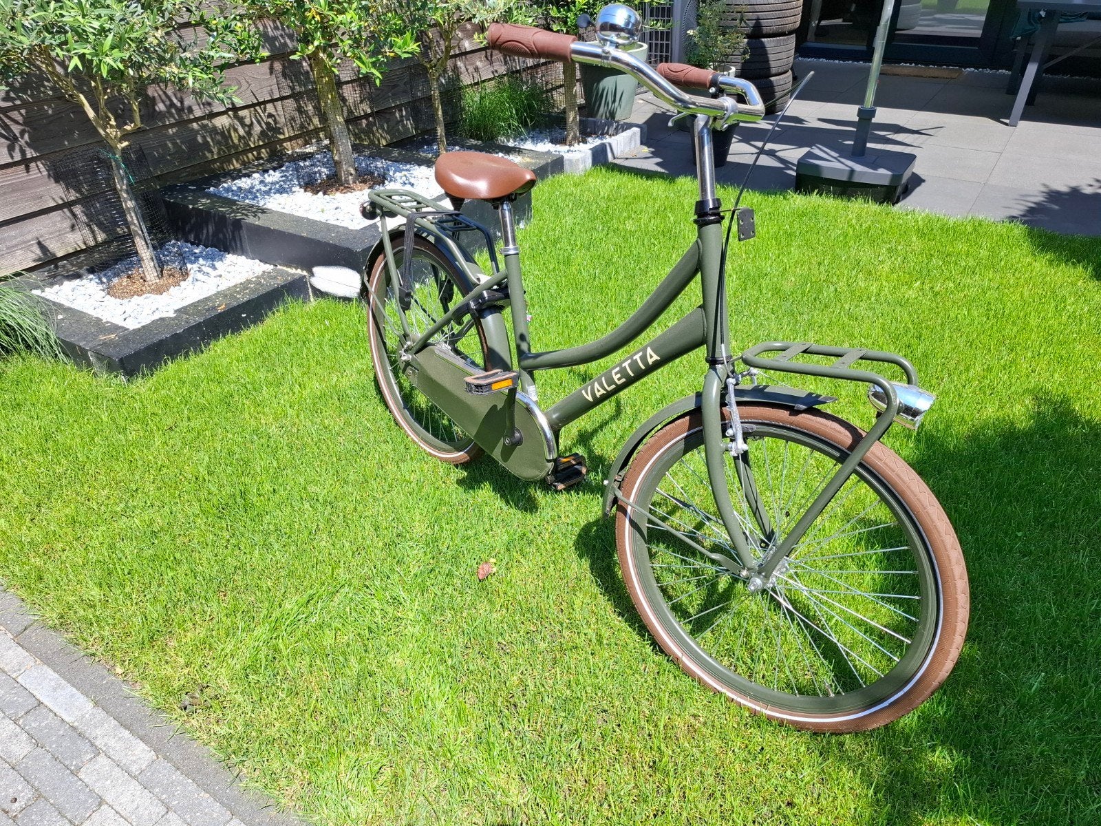 Valetta meisjesfiets 24 inch - nette fiets., Fietsen en Brommers, Fietsen | Meisjes, Ophalen, Terugtraprem, Valetta, Handrem