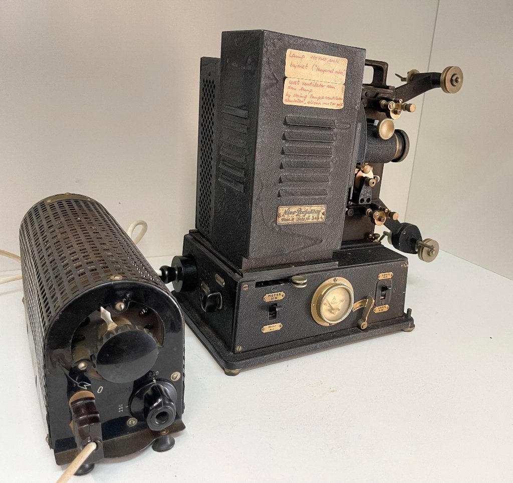 Nizo 9.5mm vintage film Projector Type H uit jaren 1931, N, N, Ophalen of Verzenden, Projector