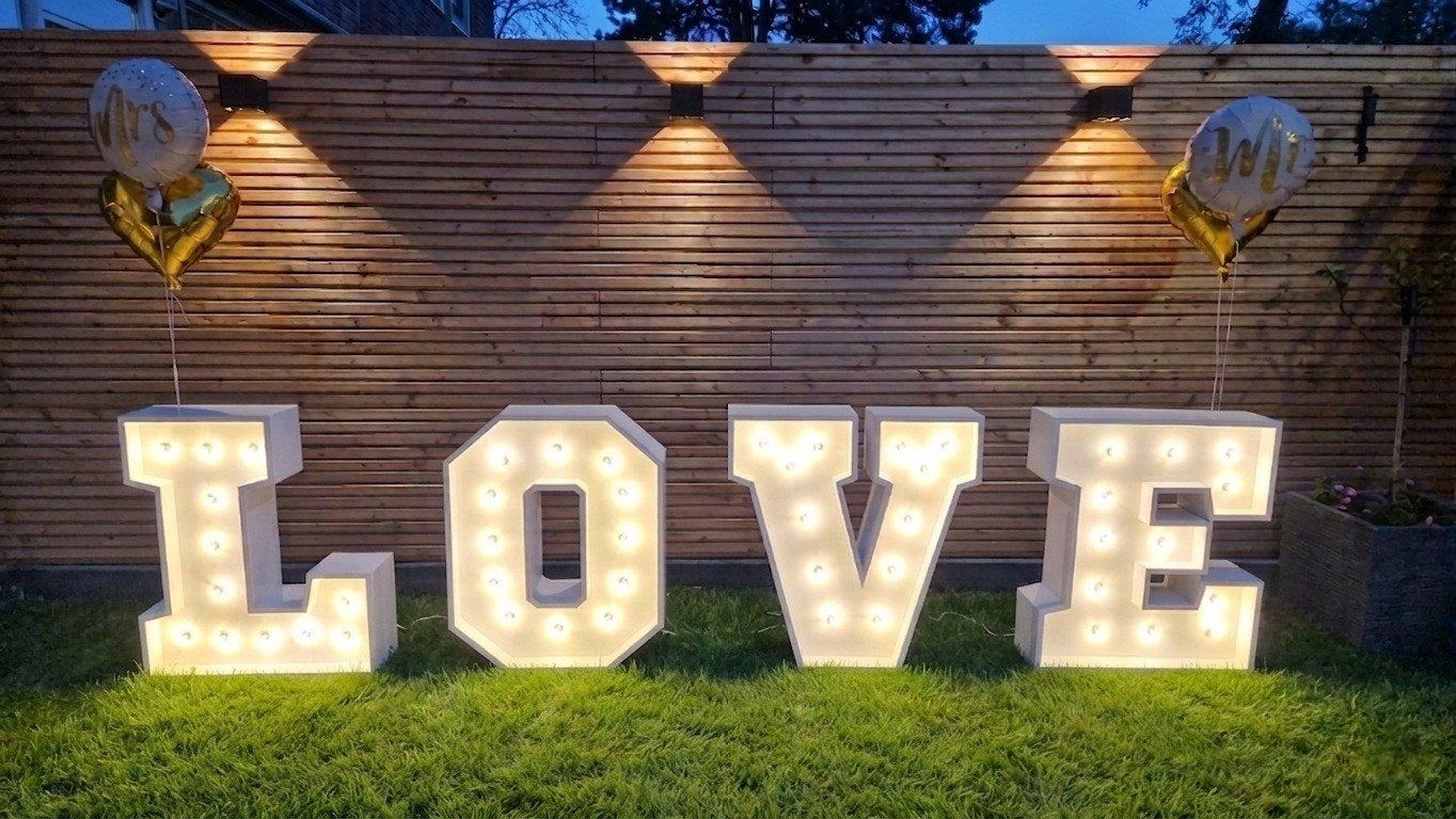 LOVE lichtletters huren bruiloft jubileum, Ophalen, Nieuw