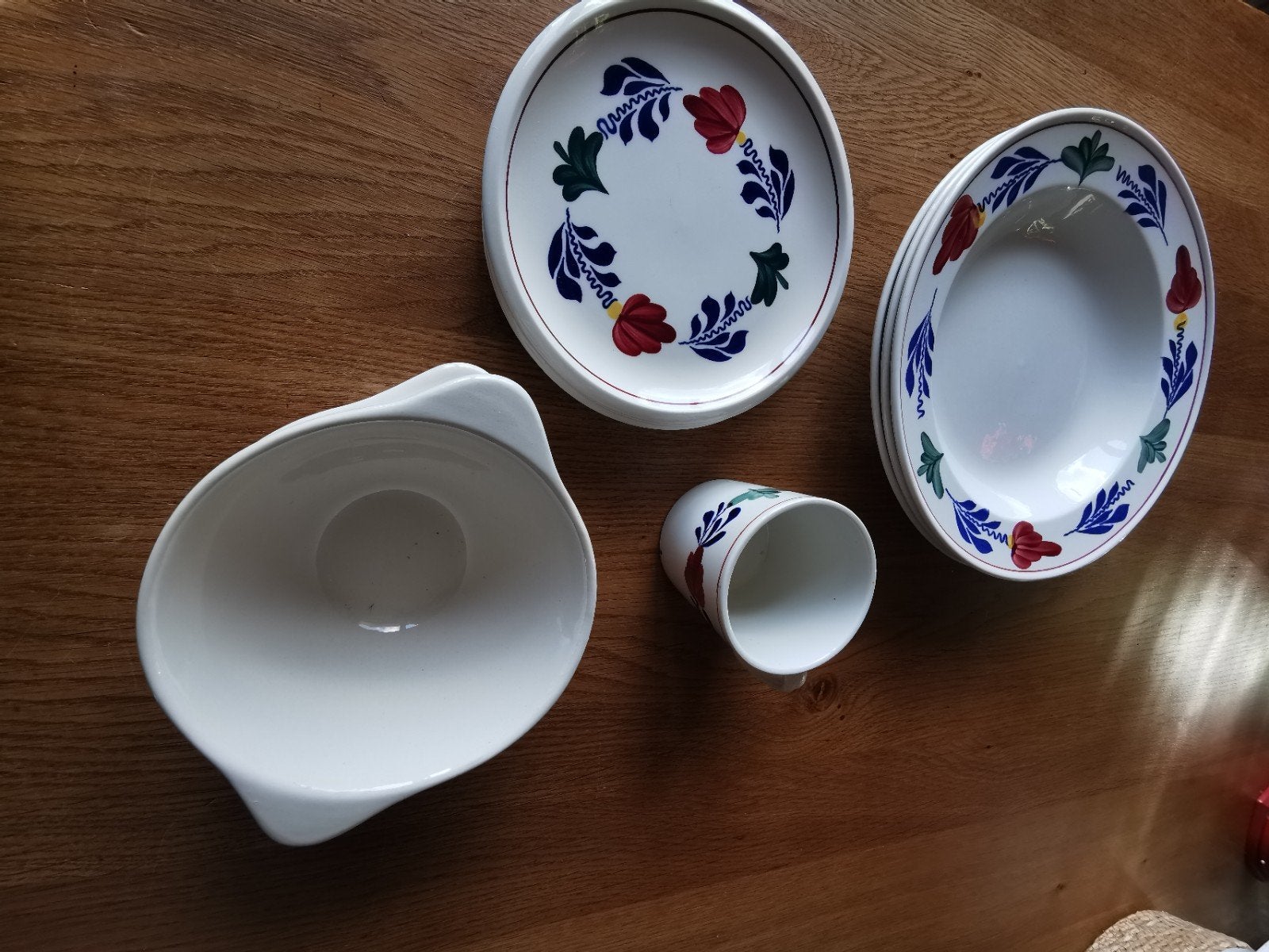 Boch Bärenbont diepe borden, mok, soepkommen, kleine bordjes, Antiek en Kunst, Ophalen