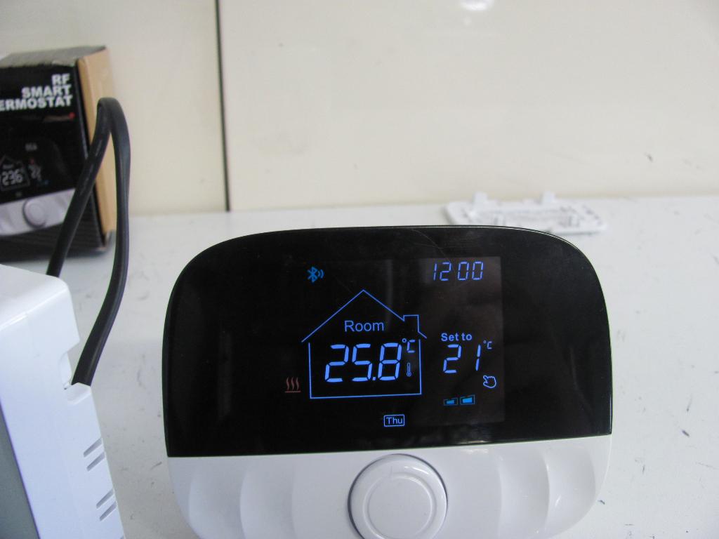 Tuya smart thermostaat, Doe-het-zelf en Verbouw, Thermostaten, Ophalen of Verzenden, Slimme thermostaat, Zo goed als nieuw