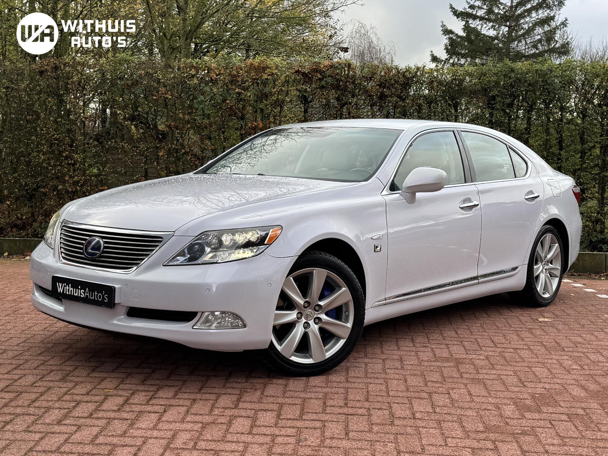 Lexus LS 600h V8 NIEUWE HYBRIDE ACCU twv 4.200 EURO, Automaat, 8 cilinders, 2245 kg, Wit