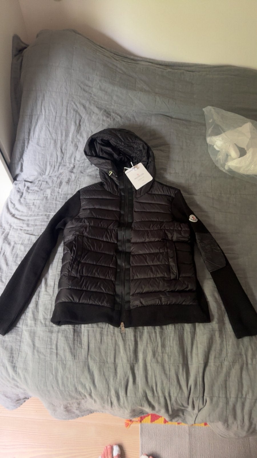 Moncler cardigan Maat m-s, Ophalen of Verzenden, Nieuw, Maat 48/50 (M), Zwart