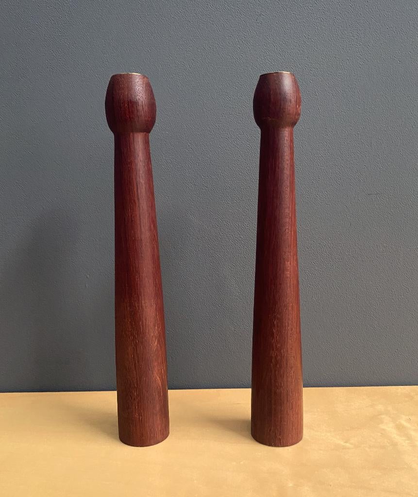 2 x teak houten smalle hoge kadelaren teak kandelaar, Ophalen of Verzenden, Gebruikt, Hout, Kandelaar