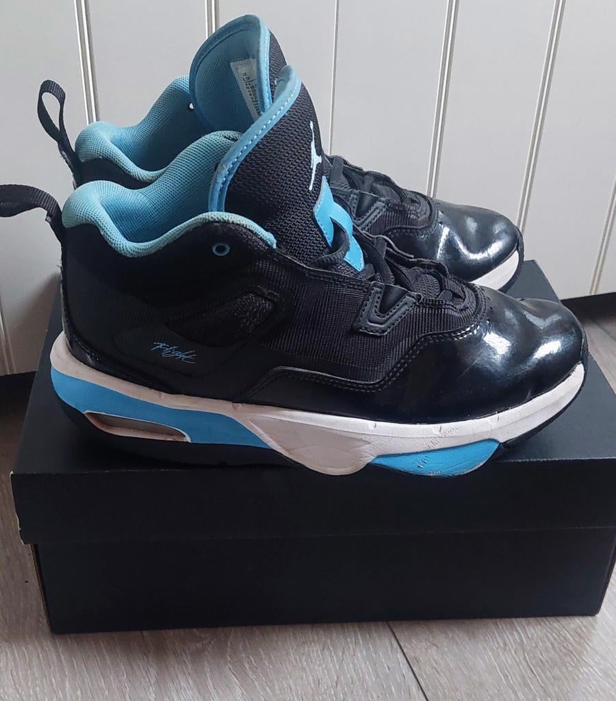 Jordan Stay Loyal 3 zwart maat 36,5, Verzenden, Zo goed als nieuw, Schoenen
